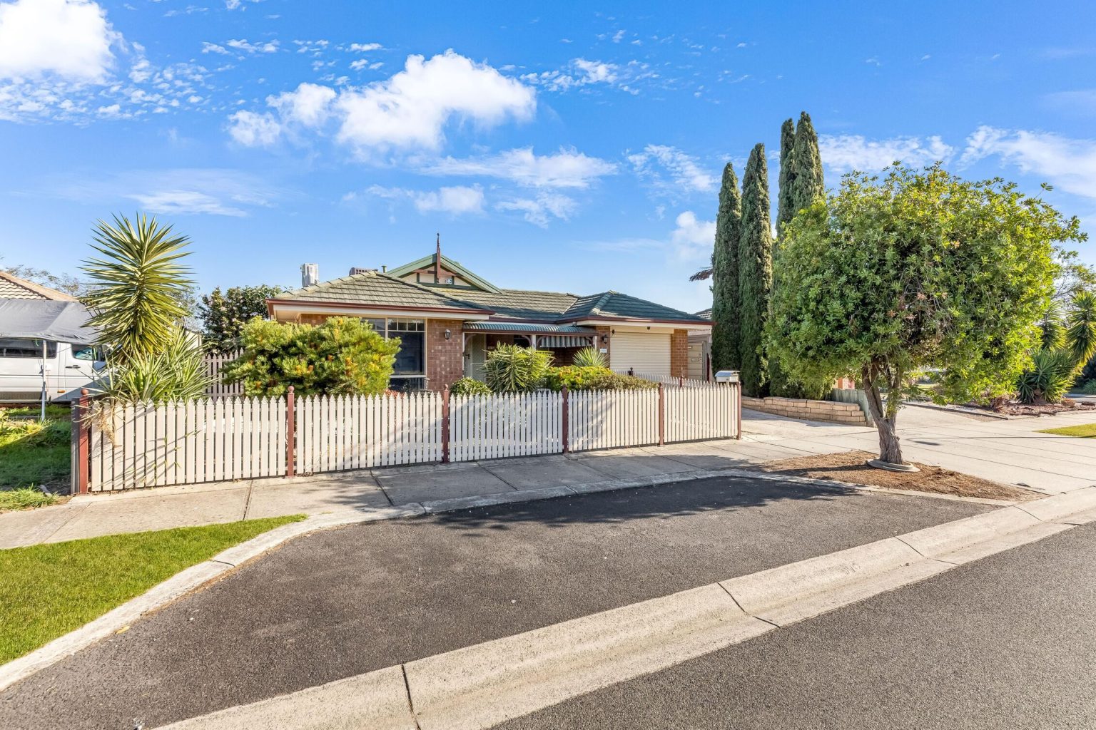 narre warren front facade